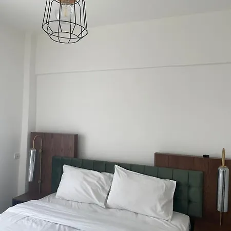 Suggrou Apartman *